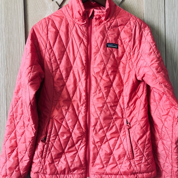 Coral Patagonia Kids Nano Puff Jacket. size XL.